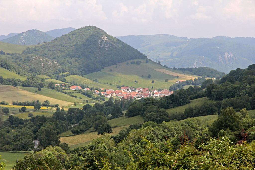 Apartamentos Irati Garralda Luaran gambar